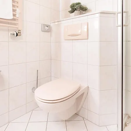 Apartment Haus Schwanensee 15 *